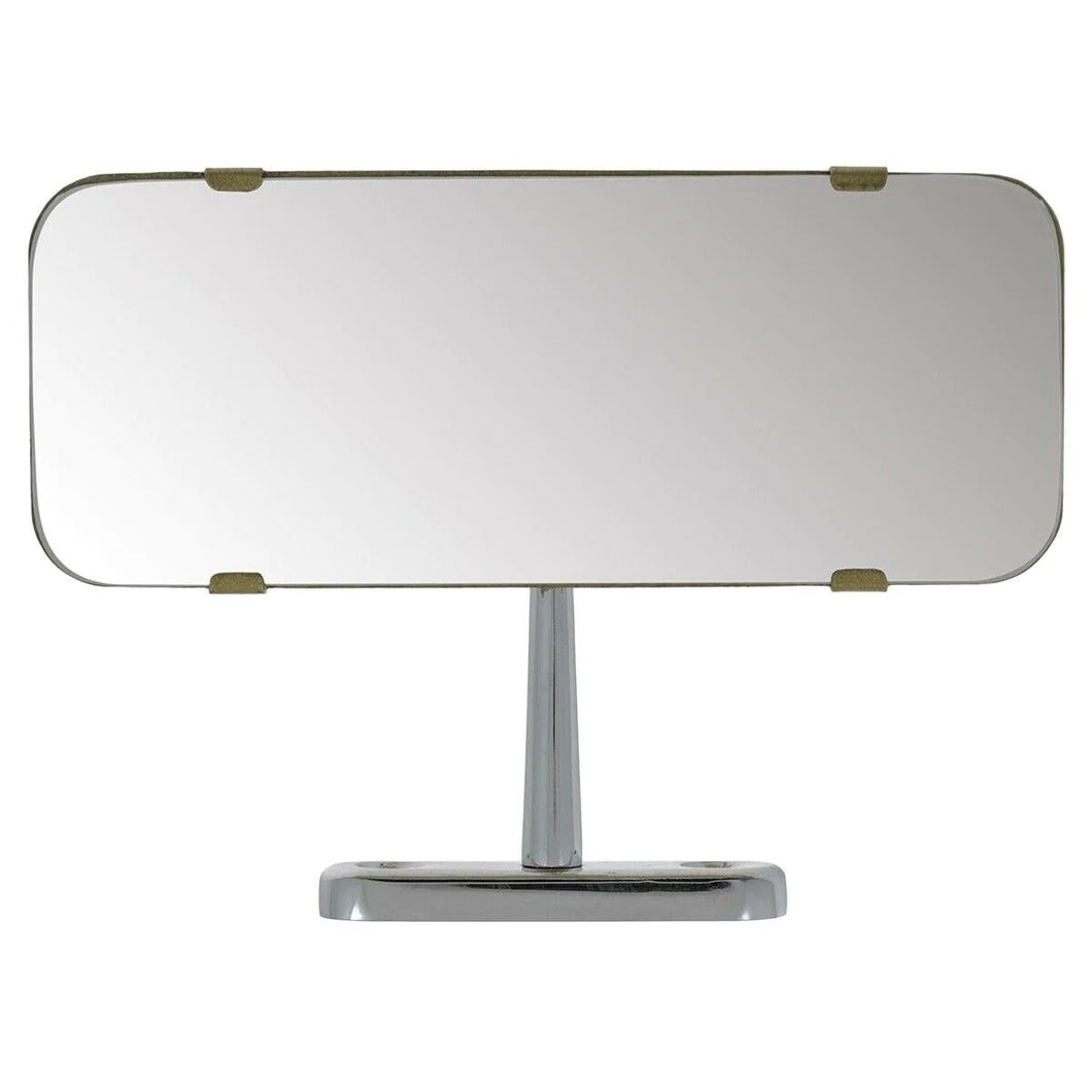 OP HET DASHBOARD GEMONTEERDE BINNENSPIEGEL