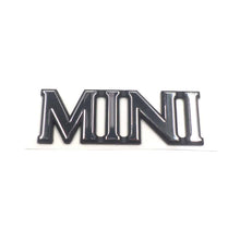 Charger l&#39;image dans la galerie, BADGE &quot;LATE MINI&quot; 92 ON , CHROME FACE