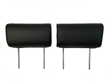 Afbeelding in Gallery-weergave laden, PAIR, CLASSIC SPORTS BUCKET SEATS, BLACK, WITH HEADRESTS &amp; RUNNERS
